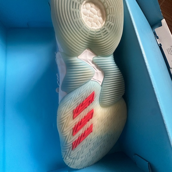 Adidas Blue and White Sneakers Modern Design - Picture 5 of 6